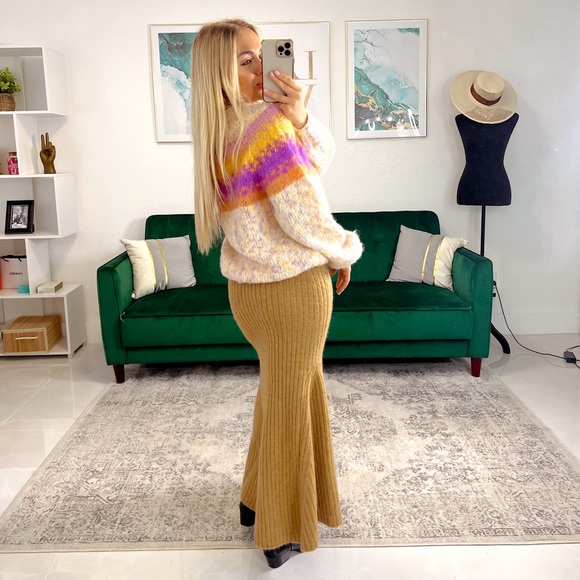 Rose Carmine Doudou Kid Mohair Open Front Sweater - Neutrals Knitwear - Picture 8 of 17